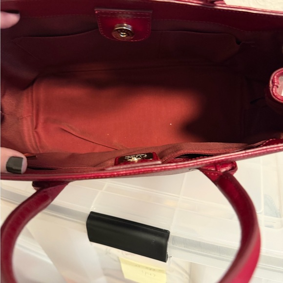 Furla Linda Burgundy Leather handbag - Picture 4 of 8